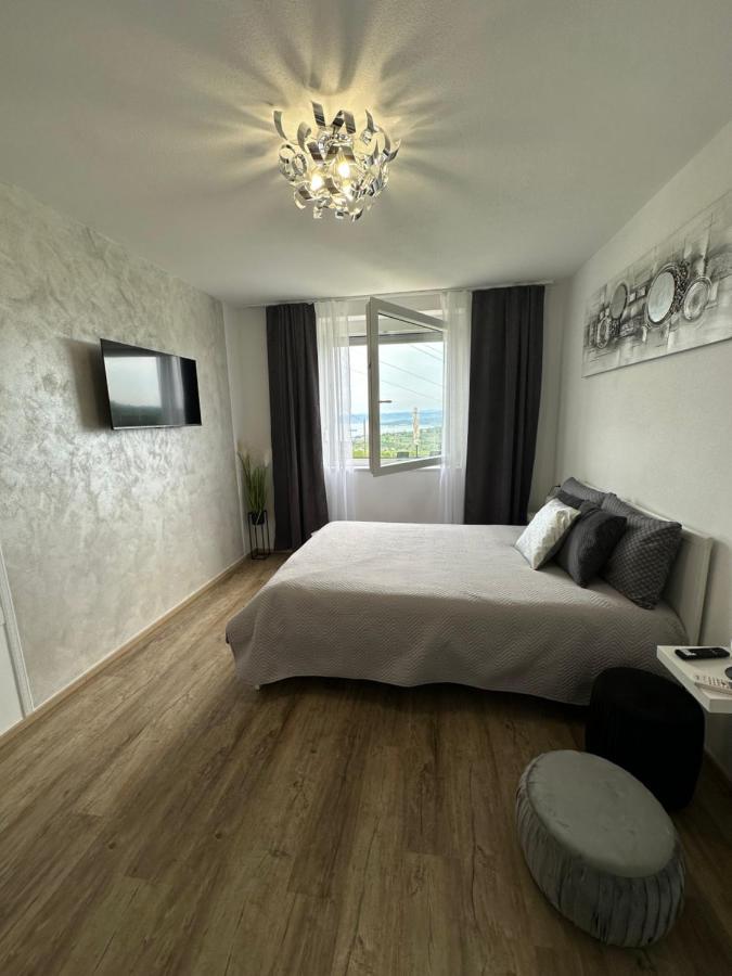 Apartmaji Meli Pu Izola Esterno foto