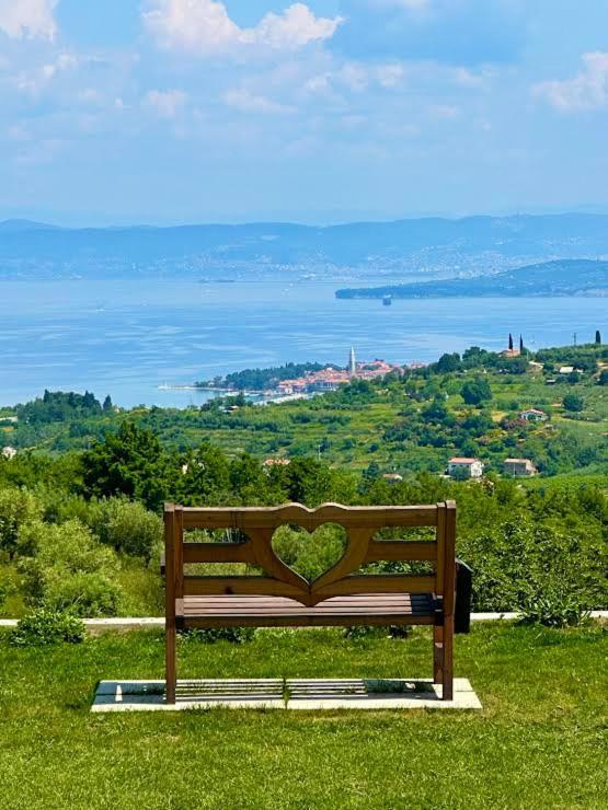 Apartmaji Meli Pu Izola Esterno foto