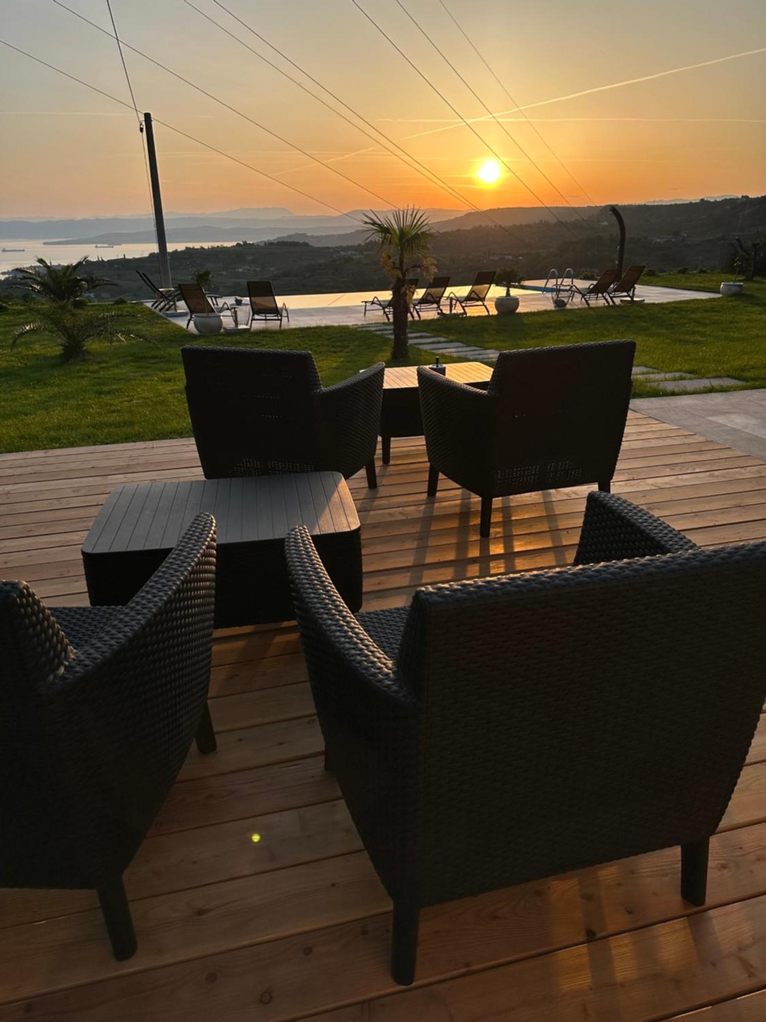 Apartmaji Meli Pu Izola Esterno foto