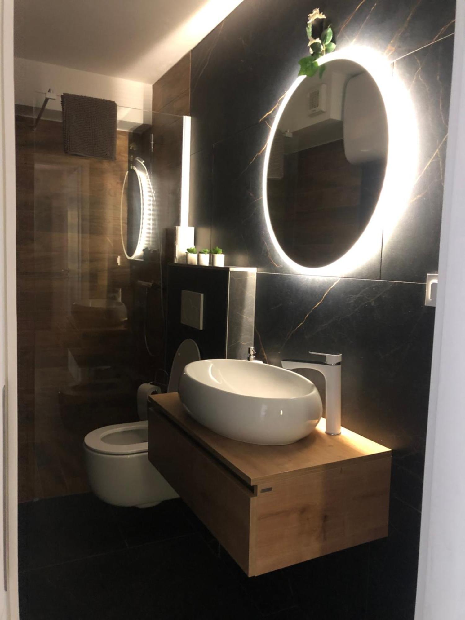 Apartmaji Meli Pu Izola Esterno foto